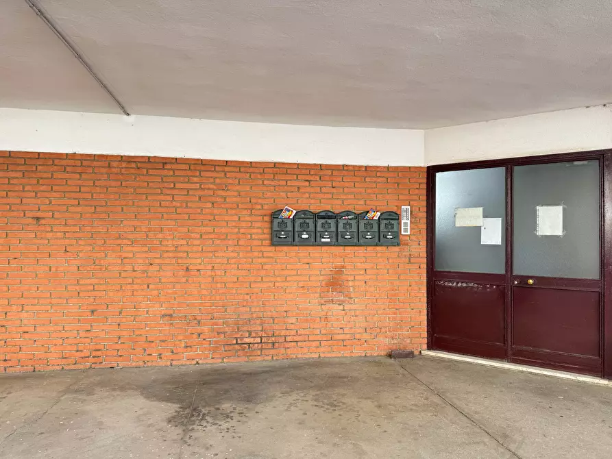 Immagine 18 di Appartamento in vendita  a Assemini