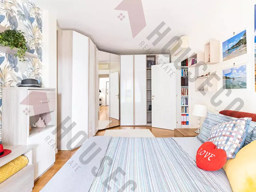 Immagine 9 di Appartamento in vendita  in Via Italia a Quartu Sant'elena