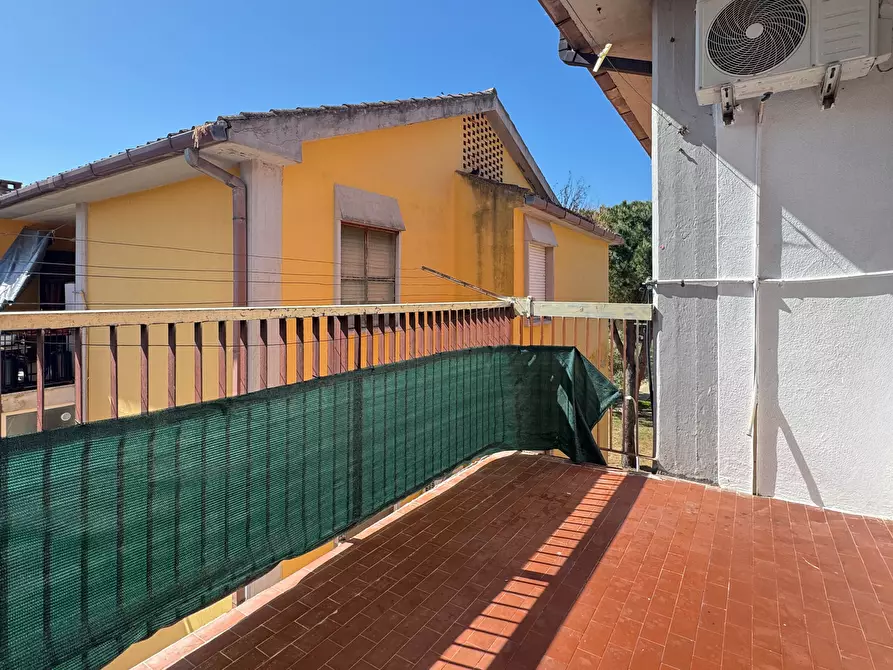 Immagine 14 di Appartamento in vendita  a Assemini