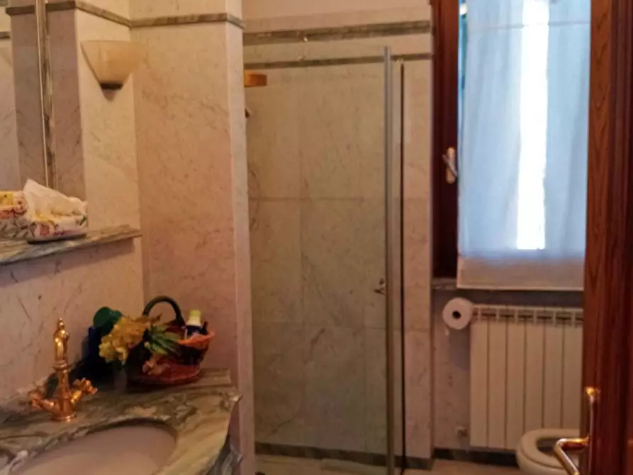 Immagine 15 di Terratetto in vendita  a Ameglia