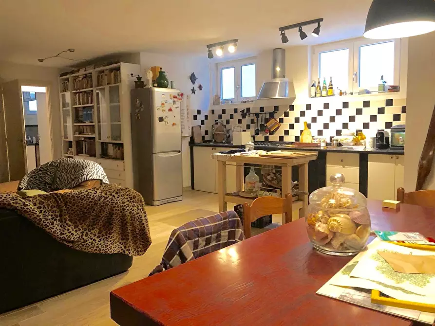 Immagine 22 di Villa in vendita  a Castelnuovo Magra