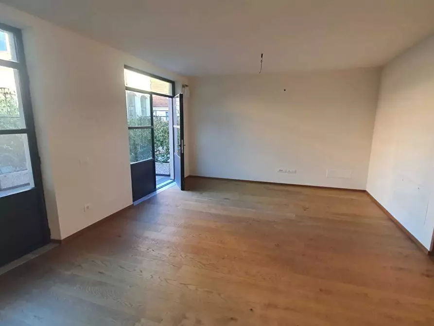 Immagine 36 di Quadrilocale in vendita  a Sarzana