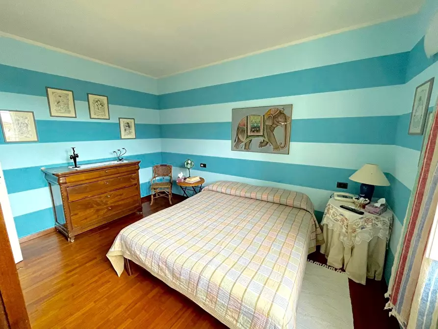 Immagine 23 di Casa semindipendente in vendita  a Ameglia