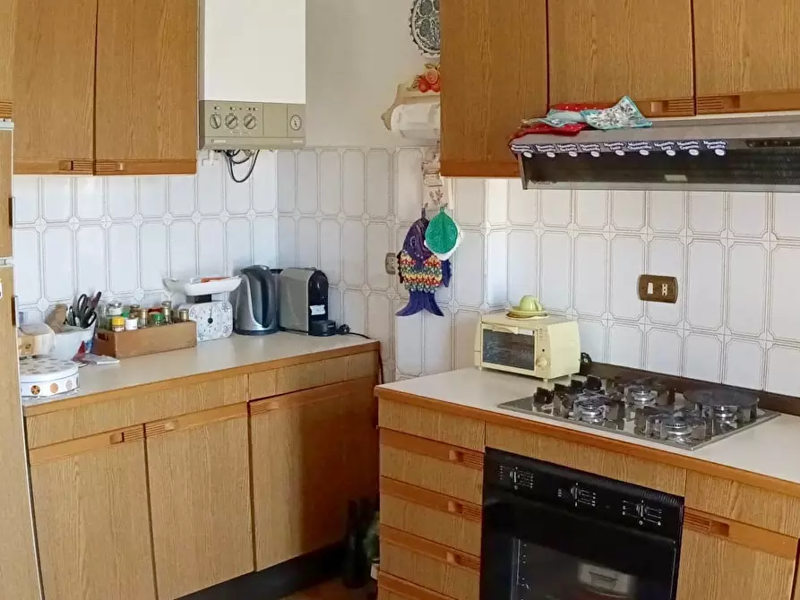 Immagine 6 di Pentalocale in vendita  a Fosdinovo