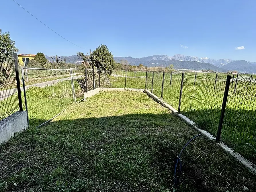 Immagine 8 di Casa semindipendente in vendita  a Ameglia
