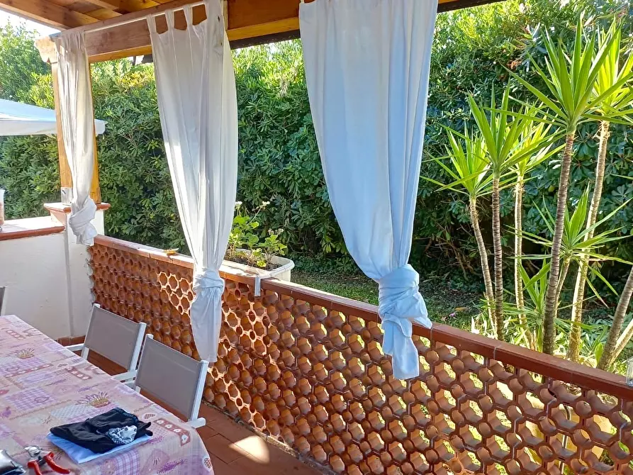 Immagine 6 di Villa in vendita  a Ameglia