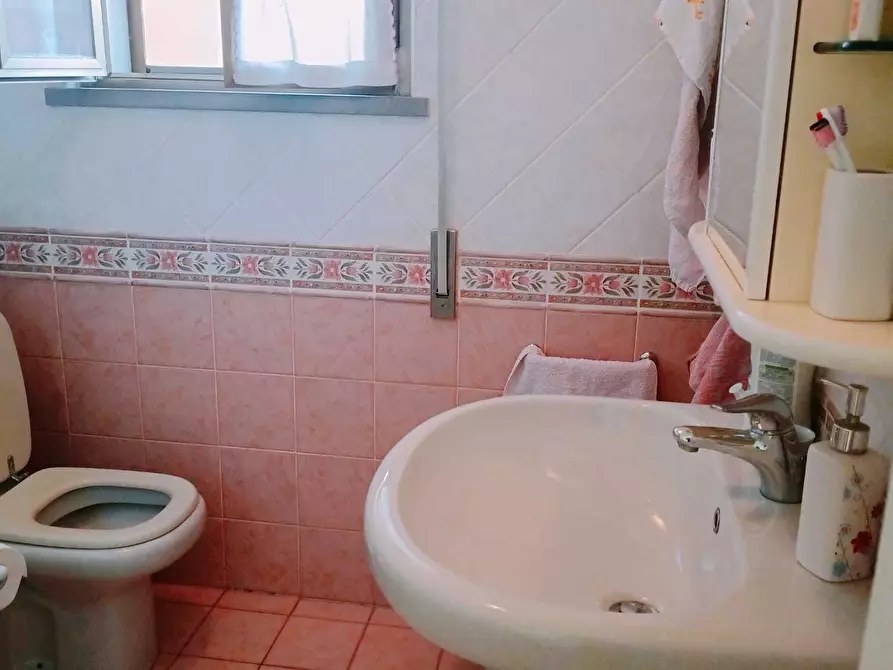 Immagine 26 di Casa semindipendente in vendita  a Massa