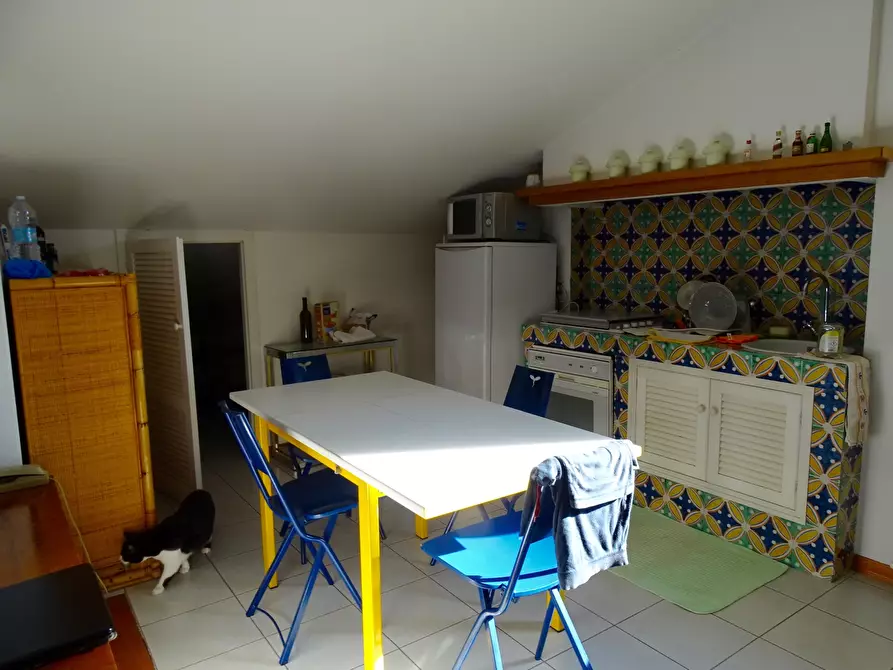 Immagine 6 di Mansarda in vendita  a Sarzana