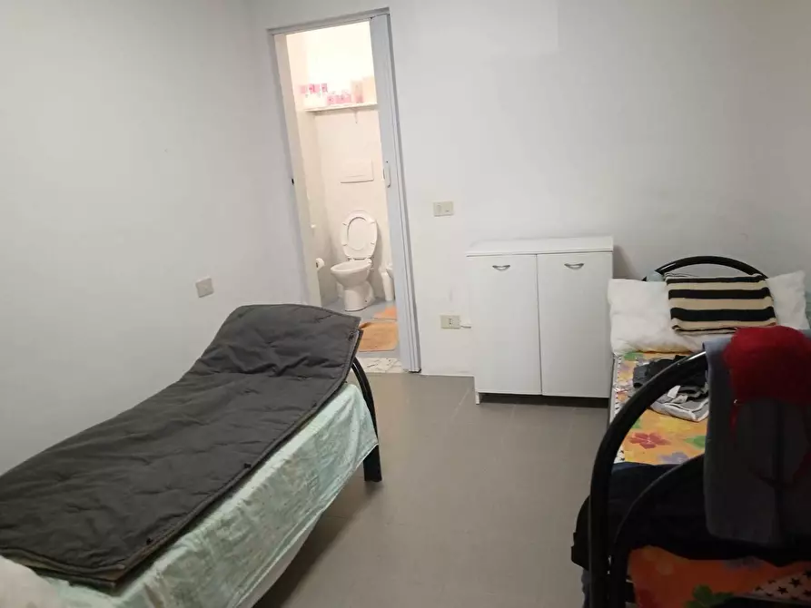 Immagine 12 di Bilocale in vendita  a Ameglia