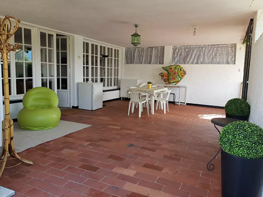 Immagine 14 di Casa semindipendente in vendita  a Ameglia