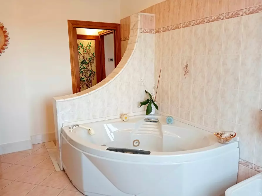 Immagine 11 di Casa semindipendente in vendita  a Santo Stefano Di Magra