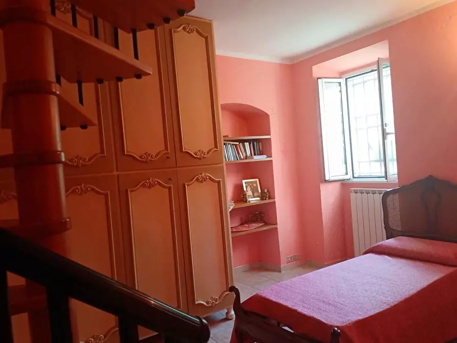 Immagine 19 di Porzione di casa in vendita  a Ameglia