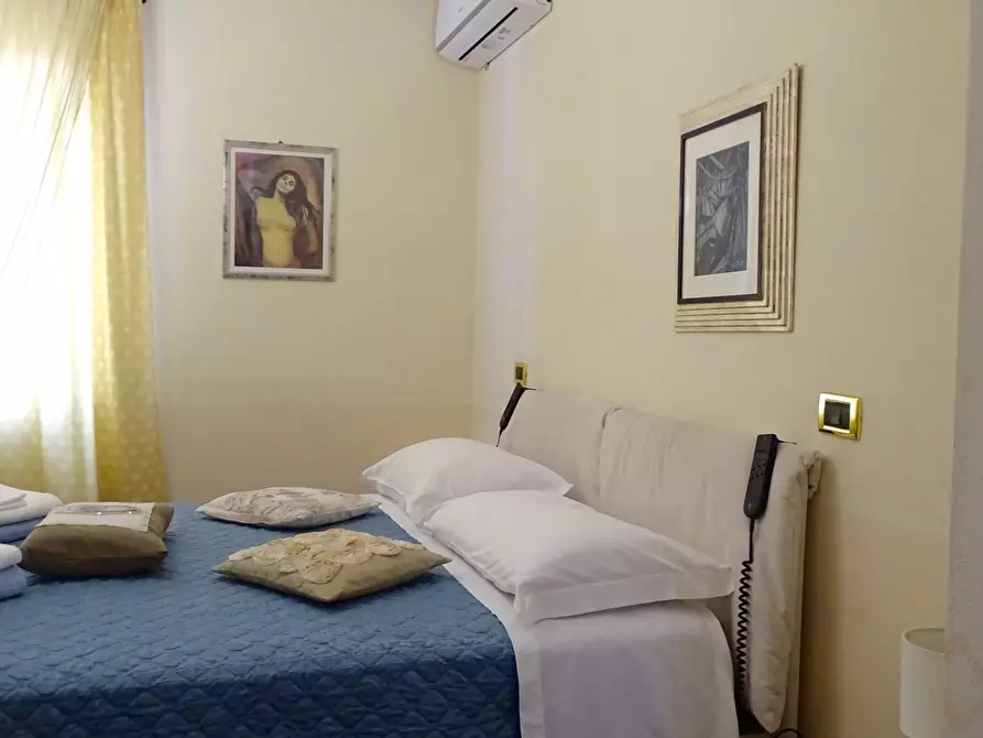 Immagine 21 di Villa in vendita  a Sarzana