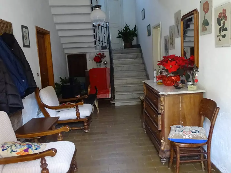 Immagine 4 di Villa in vendita  a Ameglia