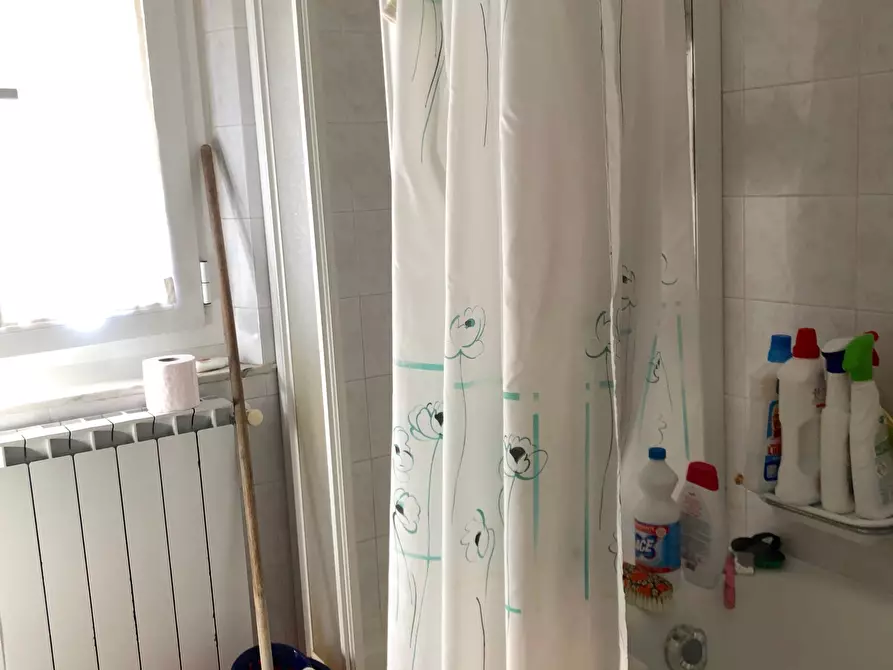 Immagine 11 di Porzione di casa in vendita  a Ameglia