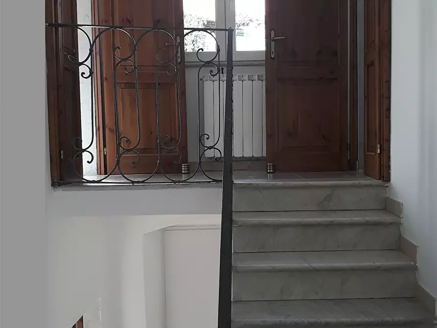 Immagine 12 di Casa indipendente in vendita  a Ameglia