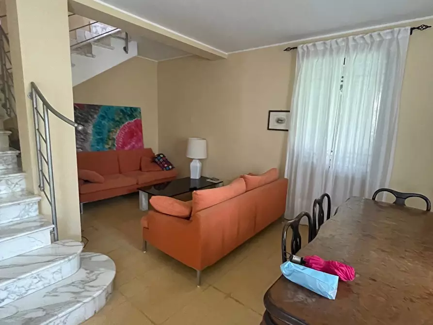 Immagine 6 di Porzione di casa in vendita  a Carrara