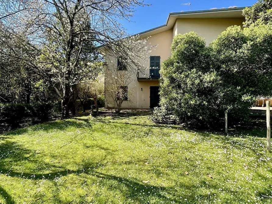 Immagine 14 di Casa semindipendente in vendita  a Ameglia