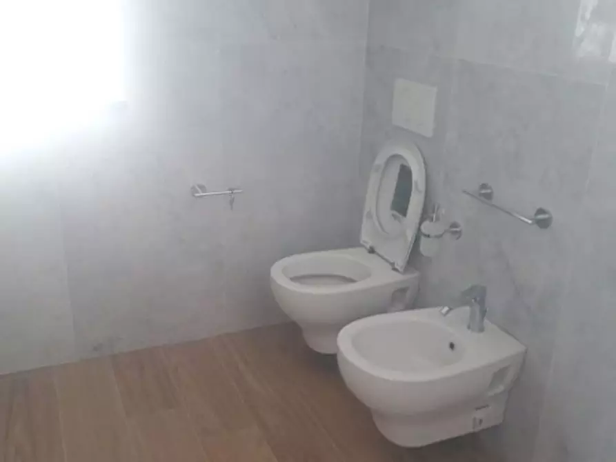 Immagine 6 di Appartamento in affitto  in Via Cisa a Sarzana