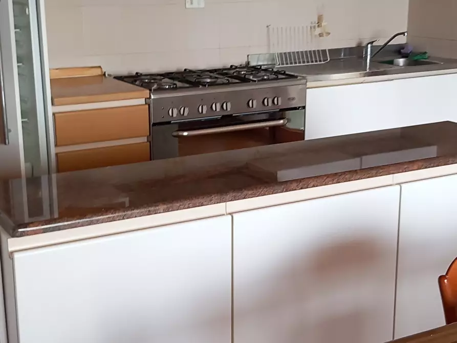 Immagine 3 di Appartamento in affitto  in LOC. 3 STRADE a Lerici