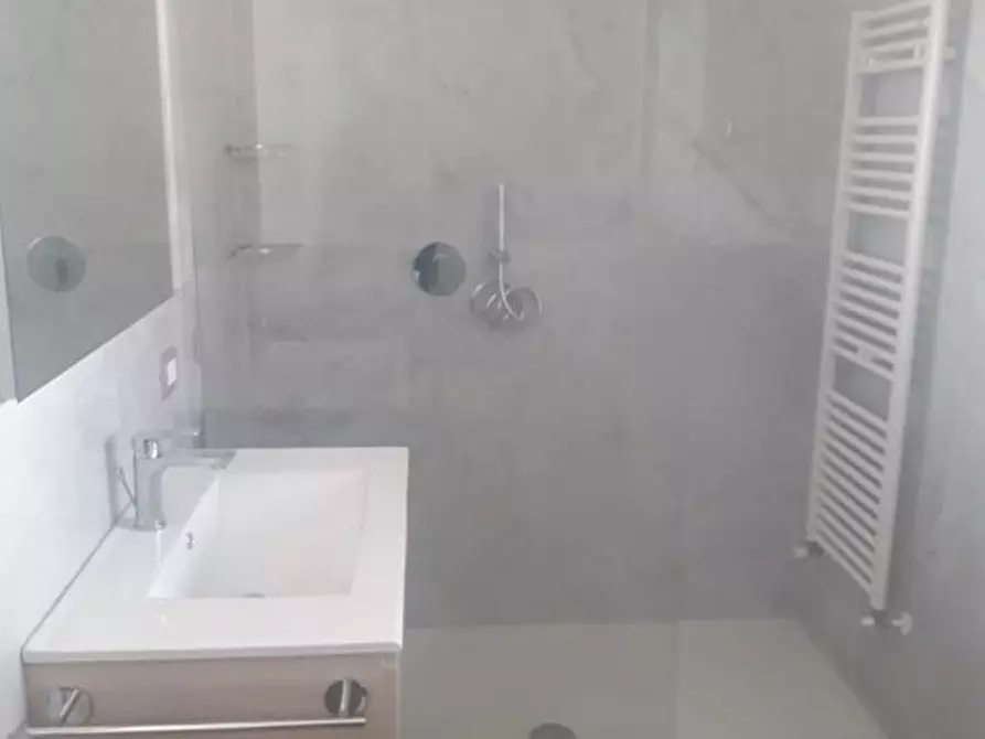 Immagine 5 di Appartamento in affitto  in Via Cisa a Sarzana