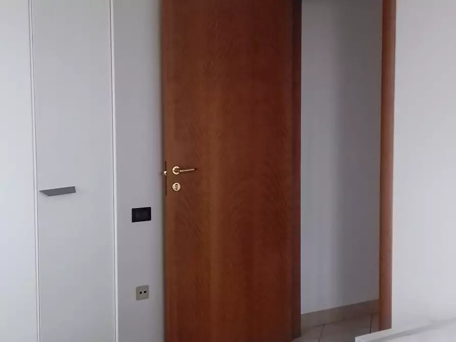 Immagine 10 di Appartamento in affitto  in viale s. bartolomeo a La Spezia