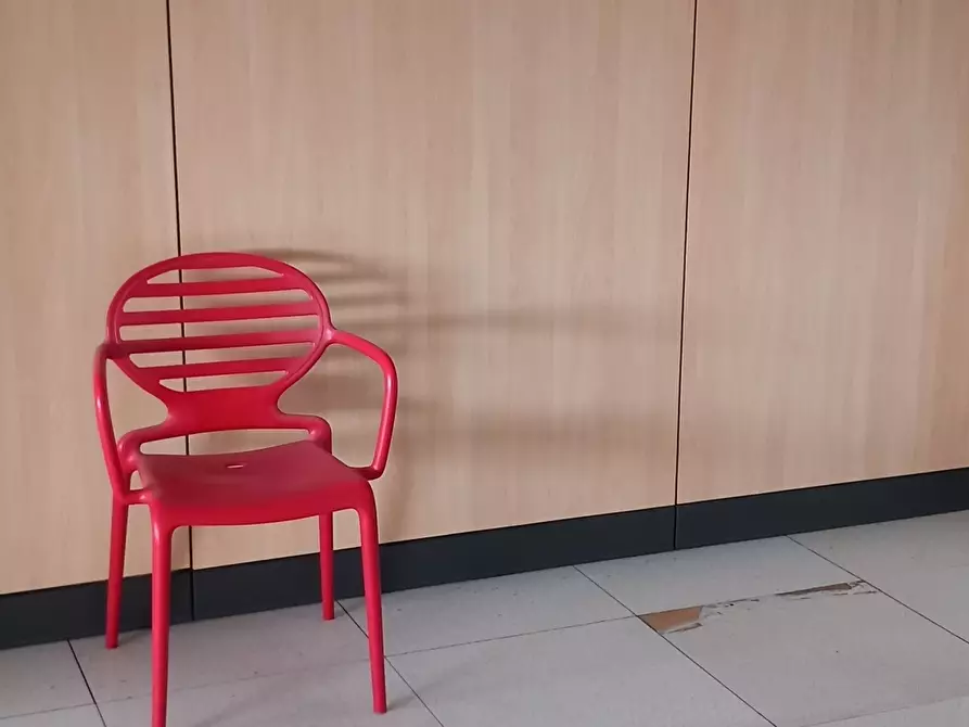 Immagine 11 di Ufficio in affitto  in Strada Statale 1 a Sarzana