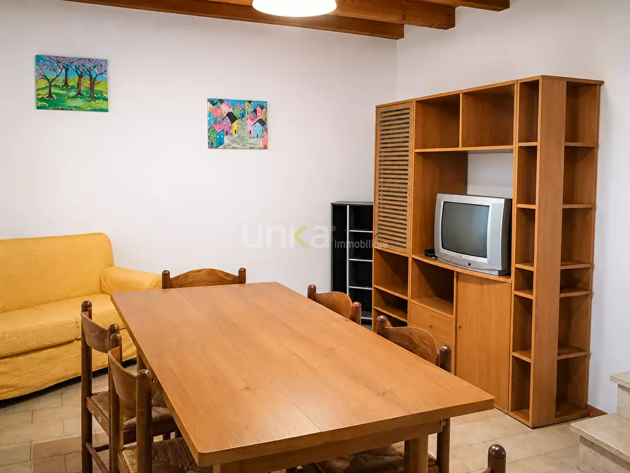Immagine 1 di Casa indipendente in vendita  in Via Pergolesi 12 a Jesi