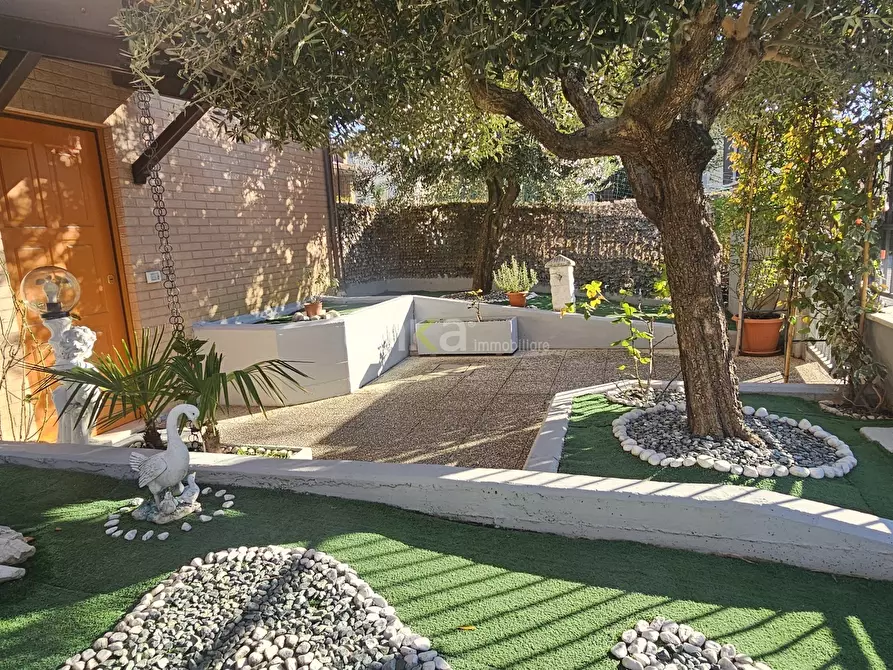 Immagine 2 di Appartamento in vendita  in Via Dei Colli snc a Jesi