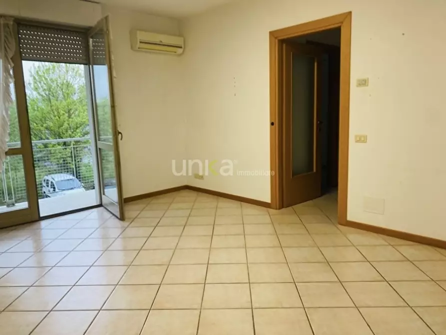 Immagine 5 di Appartamento in vendita  in Viale del Lavoro snc a Jesi