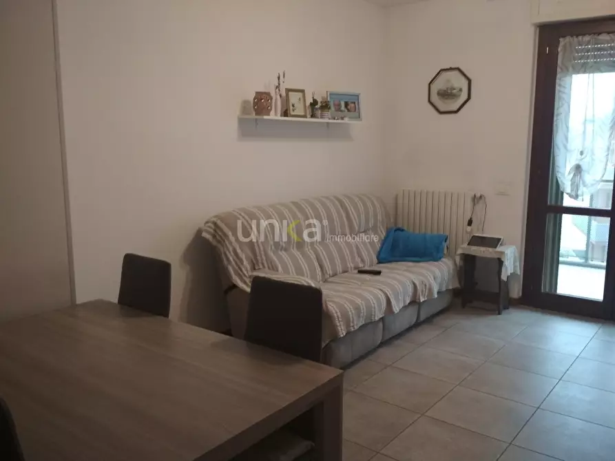 Immagine 2 di Appartamento in vendita  in Via Foscolo 13 a Trecastelli