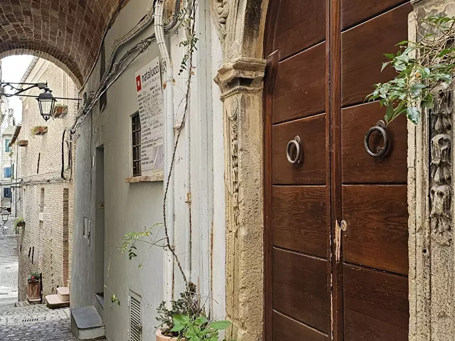 Immagine 1 di Appartamento in vendita  in Via Roccabella 21 a Jesi