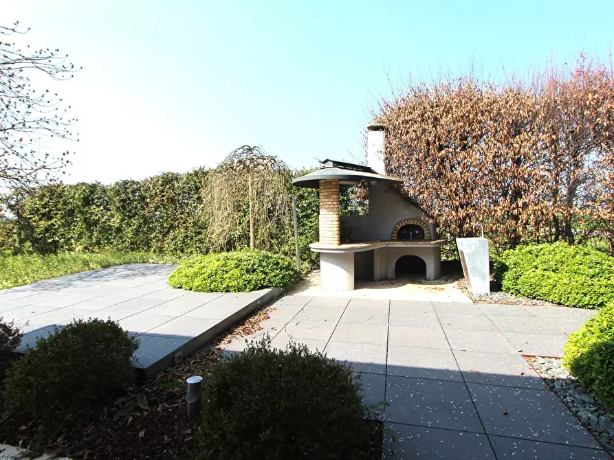 Immagine 30 di Villa in vendita  in Via Augusto Ferrari a Valsamoggia