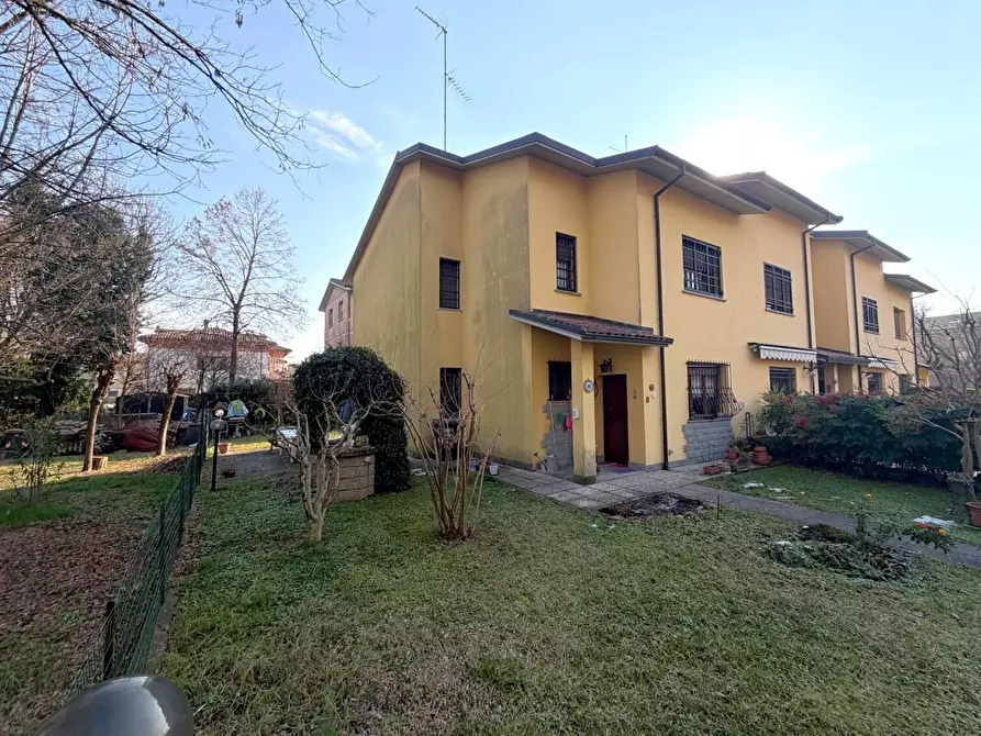 Immagine 28 di Villetta a schiera in vendita  in Via Generale Carlo Alberto dalla Chiesa a Valsamoggia