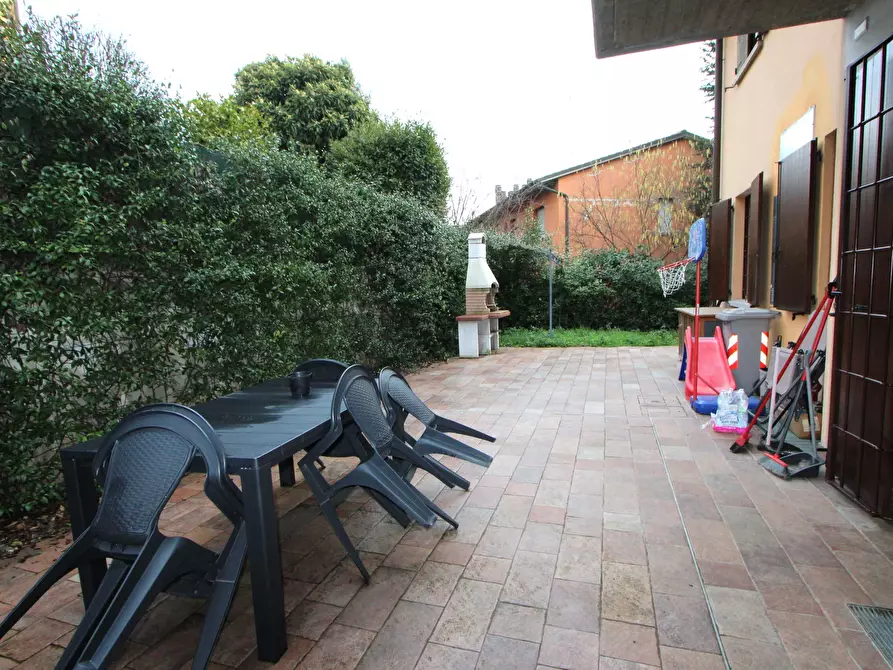 Immagine 23 di Appartamento in vendita  in Via E. Carnevali a Valsamoggia