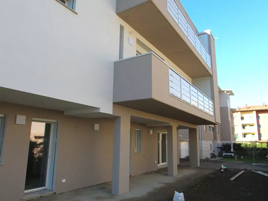 Immagine 15 di Appartamento in vendita  in Via dalla Chiesa Carlo Alberto a Valsamoggia