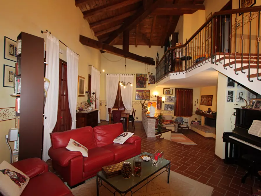 Immagine 20 di Porzione di casa in vendita  in Via Marco Biagi a Valsamoggia