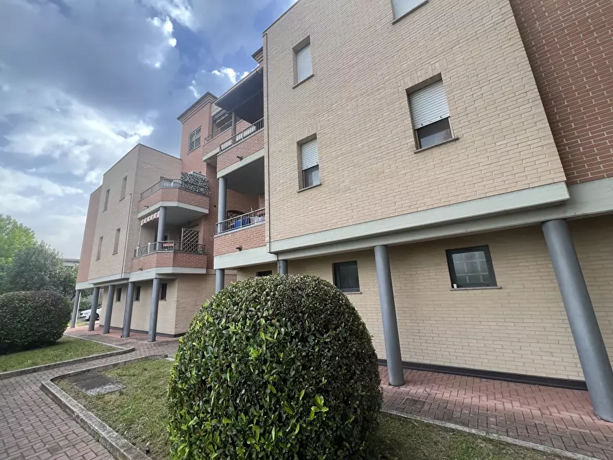 Immagine 1 di Appartamento in vendita  in Via San Lorenzo a Valsamoggia