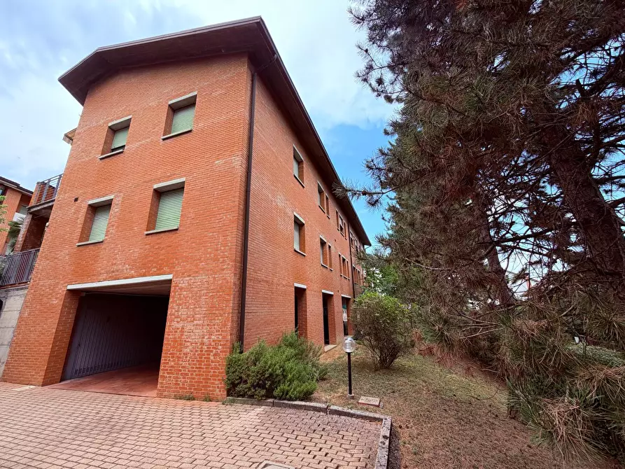 Immagine 29 di Appartamento in vendita  in Via Ugo la Malfa 15 a Valsamoggia