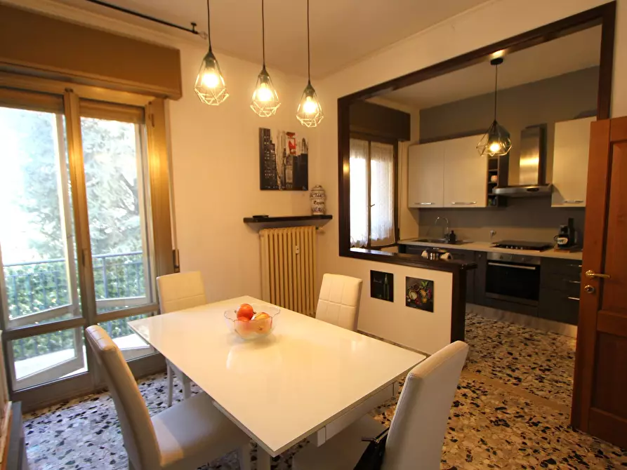 Immagine 10 di Appartamento in vendita  in Via Magazzino a Valsamoggia