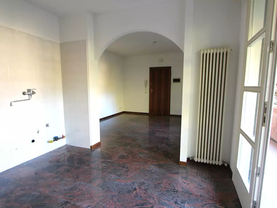 Immagine 18 di Appartamento in vendita  in Viale dell'Indipendenza a Valsamoggia