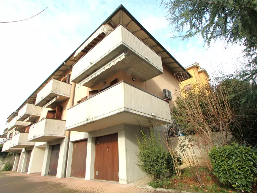 Immagine 37 di Appartamento in vendita  in Via E. Carnevali a Valsamoggia
