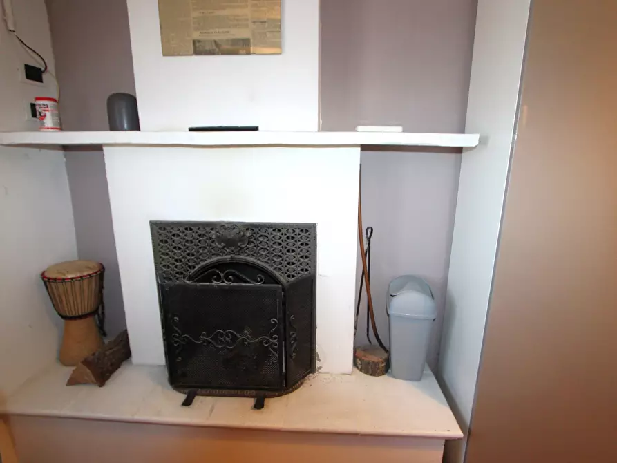 Immagine 6 di Appartamento in vendita  in Via G. Matteotti a Valsamoggia