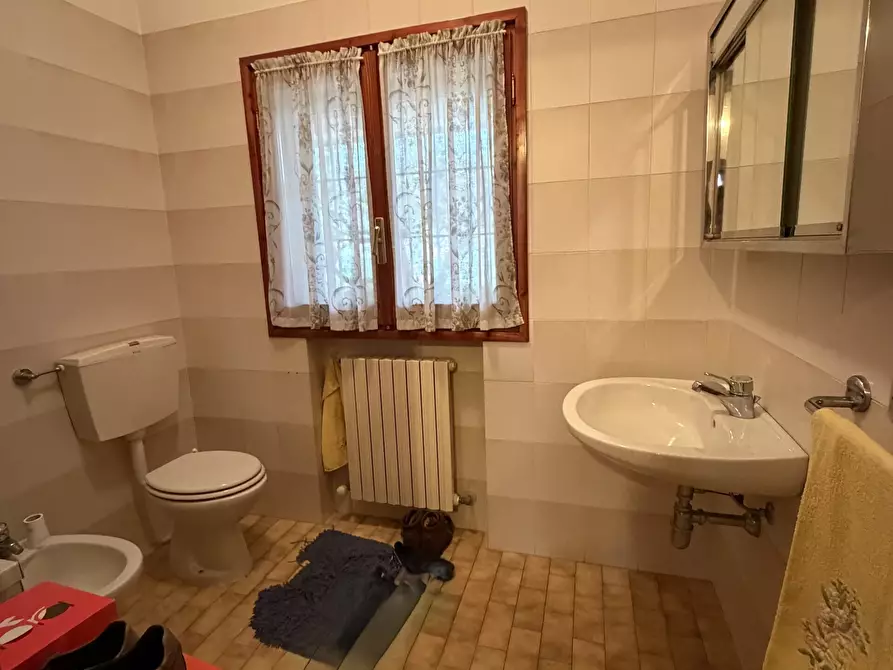 Immagine 32 di Porzione di casa in vendita  a Valsamoggia