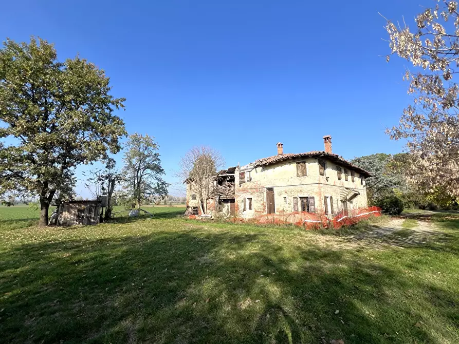 Immagine 5 di Rustico / casale in vendita  in Via Ca' Rossa a Valsamoggia