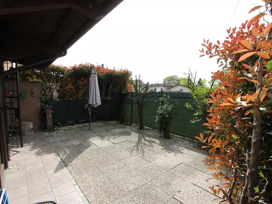 Immagine 18 di Porzione di casa in vendita  in Via Prati di Soletto a Valsamoggia