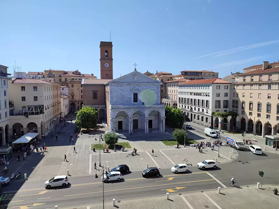 Immagine 14 di Ufficio in affitto  in Piazza Grande 5 a Livorno