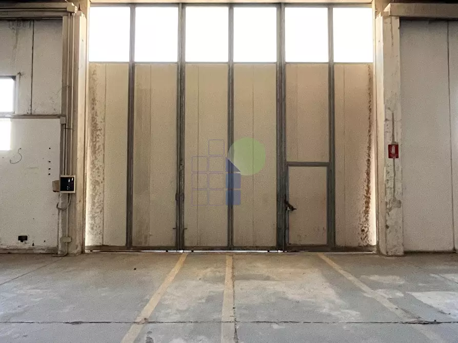 Immagine 6 di Capannone industriale in vendita  in Via per Rosignano 11 a Rosignano Marittimo