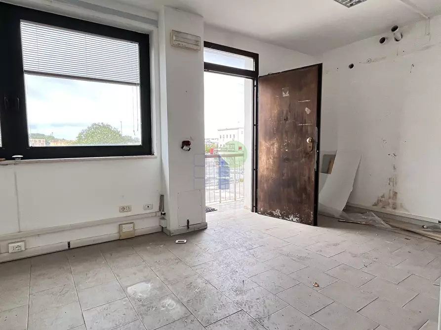 Immagine 20 di Capannone industriale in vendita  in Via dell'Artigianato 82 a Livorno