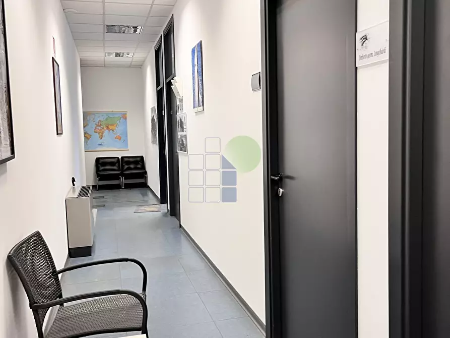 Immagine 6 di Ufficio in affitto  in Via Toscana 6 a Livorno